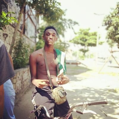 Faixa Preta Rap|BXD|Freestyle021|Instagram: @agagezadaa Roda Da Via 🔥🇨🇴🥋🚄