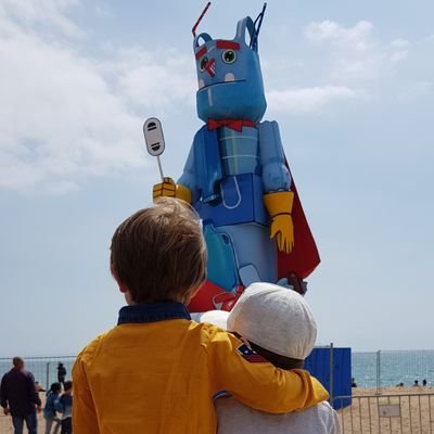 dmendi86's profile picture. 