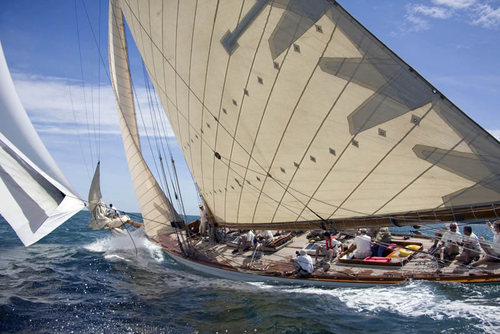 Lightweight rigging manufacturer. From Dinghies to Superyachts.