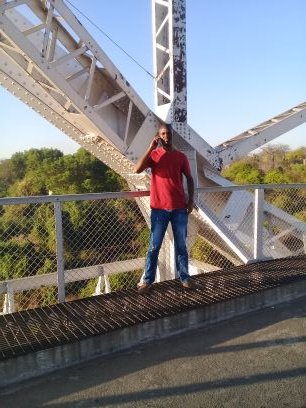 McDeals's profile picture. 