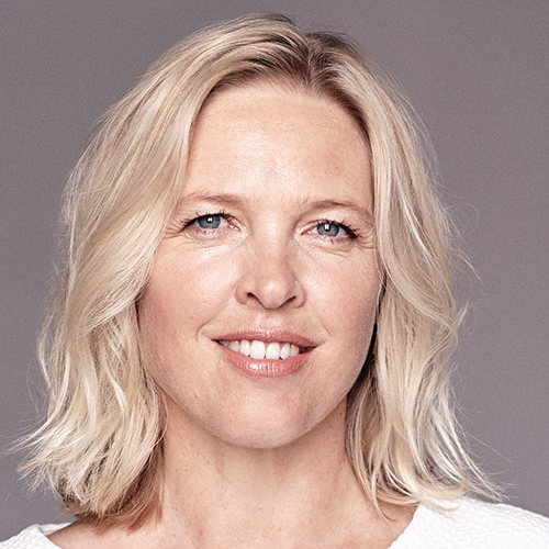 victoriajbaker's profile picture. Writer and editor.