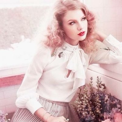 SPEAK NOW IS MY STAN ALBUM #cgforever💚 -taylor, ariana, christina-