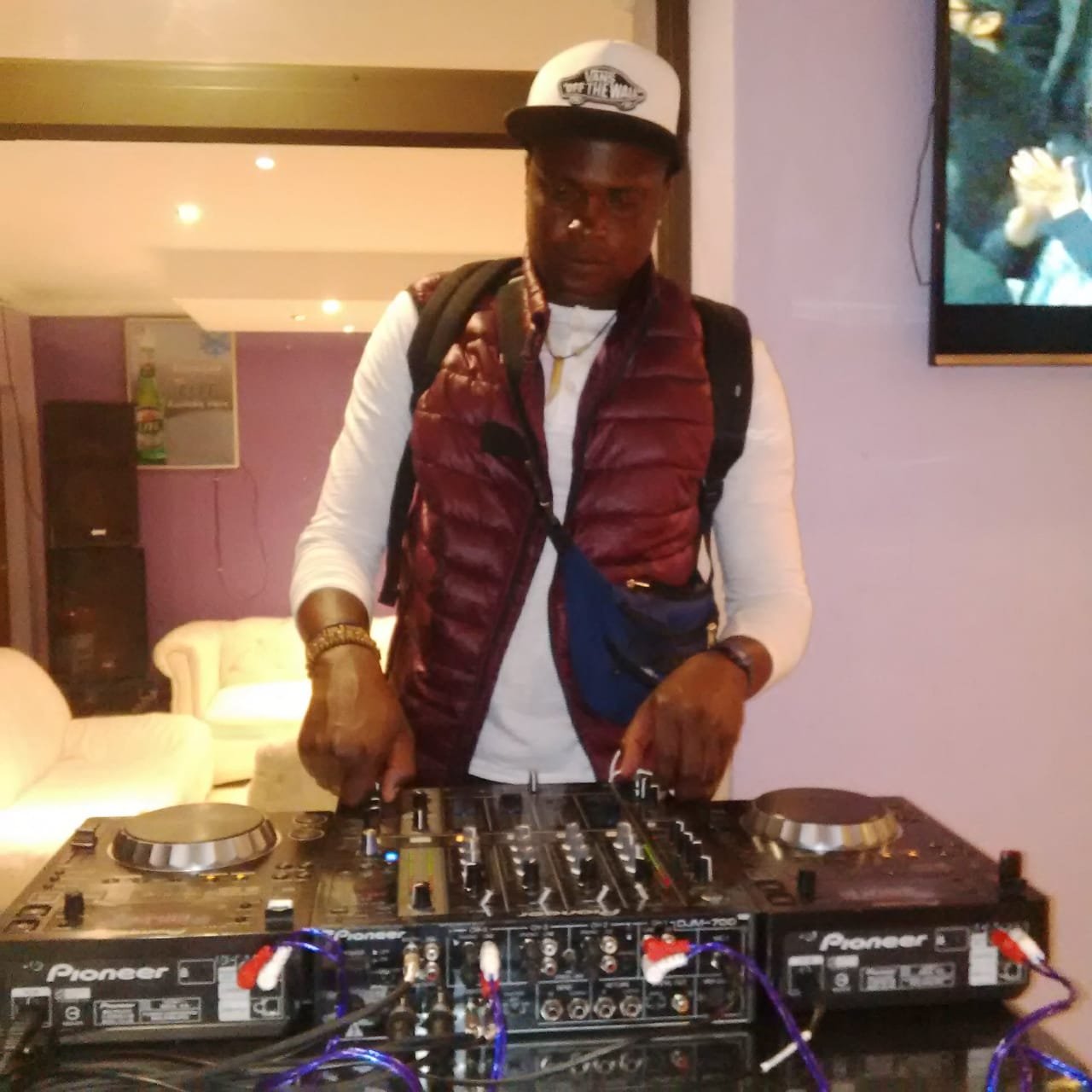 South African Dj From the East of Johannesburg #Umsindo