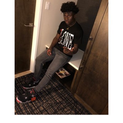 swaggyke13's profile picture. 1.GOD... 2. Positive mind Only ... # 2🤘🏿