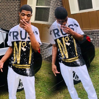 Permoter For:Lucci Nino🎤🎹 Artists🎥 Add me on Facebook:Devtone Daniel _@IG: Moneybagnewt_Rapper🚨🎤