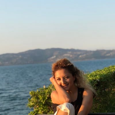 meliha27101865's profile picture. Yazarlar Dünyadan Haberler Genel Eğlence Gazeteciler Fotoğrafçılık Komedi