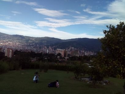 NellyCardona19's profile picture. 