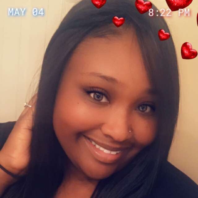 alexawhitlow05's profile picture. 💵💰💲💳