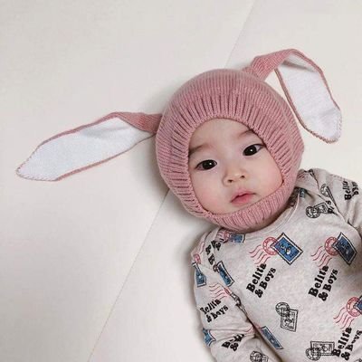 S4HtbGCIs9Y9Hyh's profile picture. 