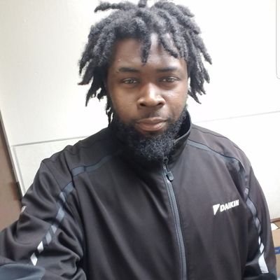 johnnylove510's profile picture. 