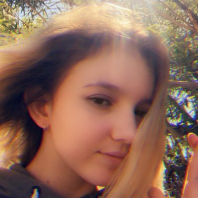Instagram:summafaith 16 years old 13/01/2003 spread the love and positivity love you all 💕🥰