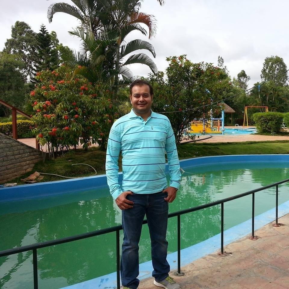 Working as Senior System Engineer at Syniverse Technologies