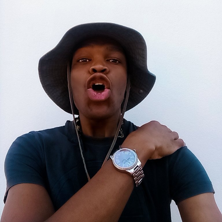 AyandaGqoli Profile Picture