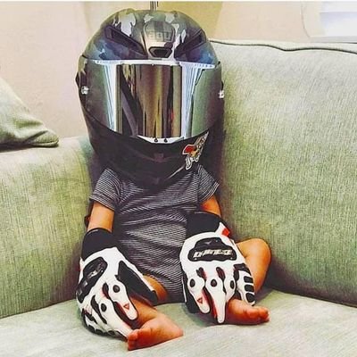 HadzeeS's profile picture. hidup adalah perjalanan