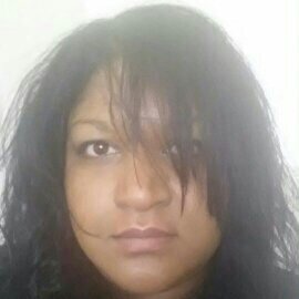 GillianSmall's profile picture. .