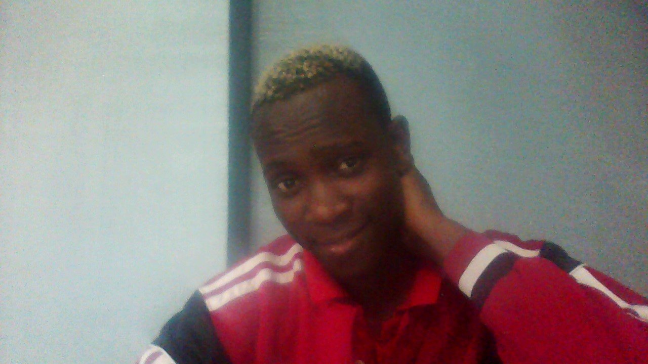 youngdrich2's profile picture. love