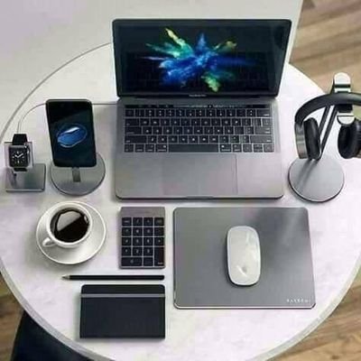 esla_moses's profile picture. 