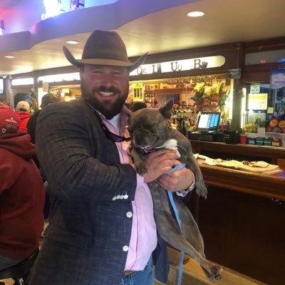 I'm a horse vet in Texas and I love Katy Perry and Jimmie Johnson