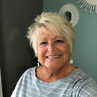 Becwork68's profile picture. Put me in a chair on the beach or beside a pool, and I’m a happy girl.  Lovin life one day at a time