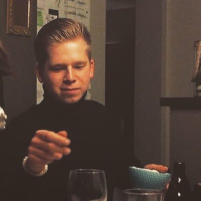 nils_v_d_h's profile picture. 