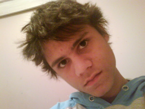 julianL2009's profile picture. i'm not 'out' about being gay