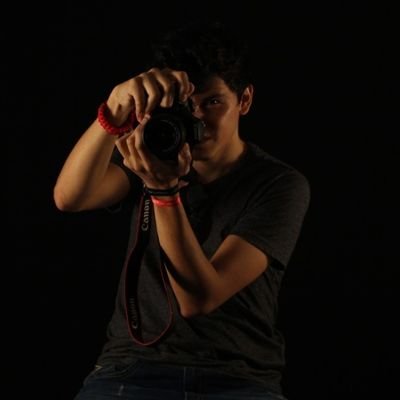 telpizphoto's profile picture. Diseñador Gráfico 💡
Fotógrafo 📷
Músico 🎸