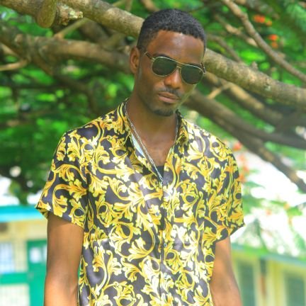 BAYANOJunior19's profile picture. Donnons nous de la force💪