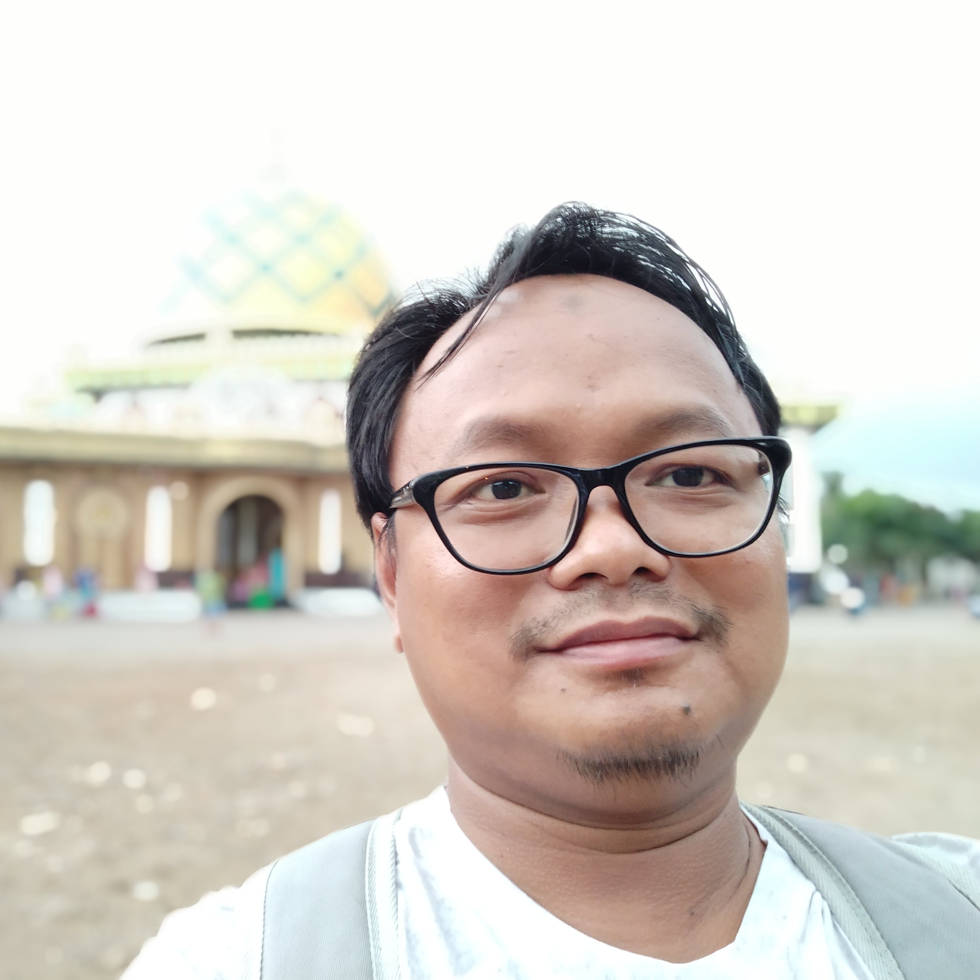 rusdiyanto's profile picture. Yes, It's me.