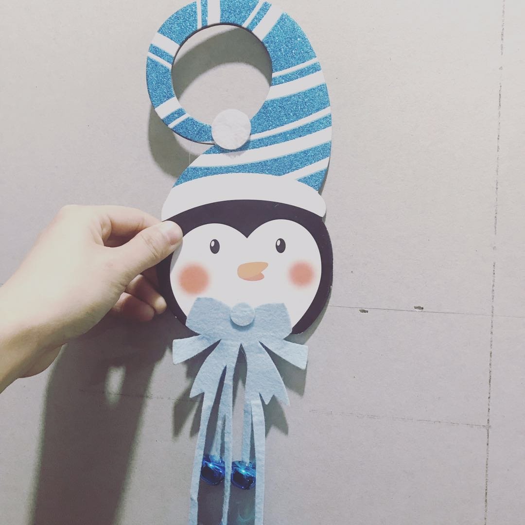 betsyliu12's profile picture. CanNan Ruiqu craft Co.,Ltd is mainly producing various handcraft accessories and manage perfume