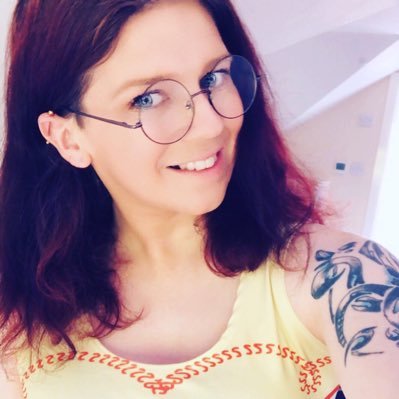 My names Ami I’m nerd, cosplay, YouTube, skateboarding! I am me and that will never change! 💜🏳️🌈💜