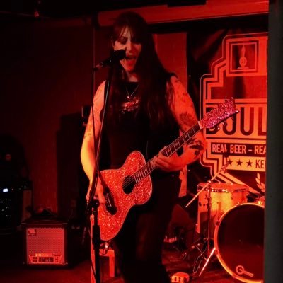 Miss_KTE's profile picture. Singer, Songwriter and Guitarist for Tearfallz