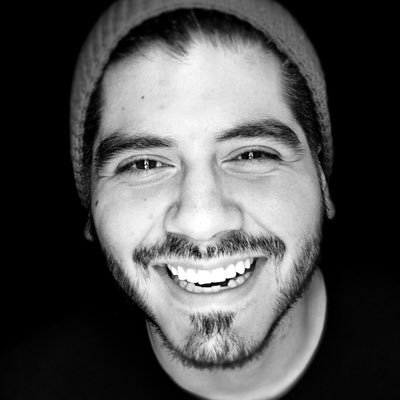 Director, Writer, Musician, Lvl 20 Half-elf Wizard.
Don't let the profile pic fool you, I am not white but I do dress monochromatically.
https://t.co/1wTZv2TBAD