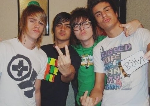 Fã Clube Oficial criado para a banda RESTART com intenção de reunir o maximo de fãs possiveis e demonstrar o nosso amor por eles! ♥
