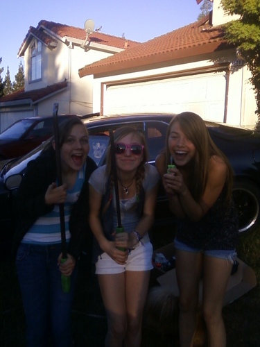 MandaWandaPanda's profile picture. Hey, its Mandy. Im really weird and random. I am absolutely in LOVE with Escape The Fate. My life revolves around my friends and the screamo music I listen to.