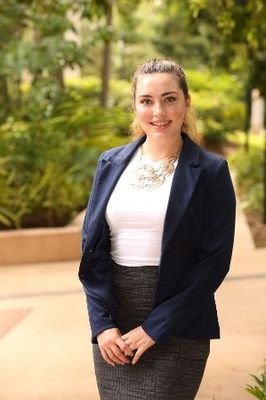 Student at Griffith University, completing a Bachelor of Business and Bachelor of Psychological Science.