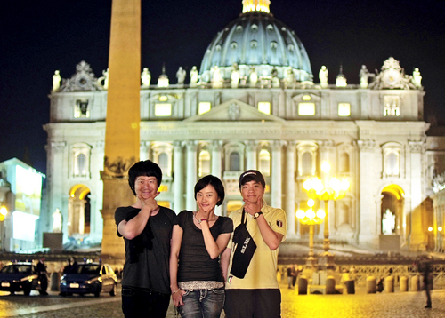 chlrhqudwns's profile picture. 