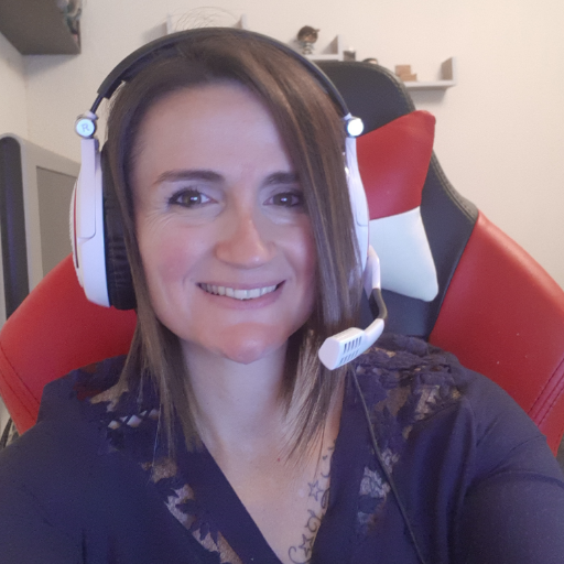 ElvionaBH's profile picture. #Streameuse #twitchaffiliate #lgbt #lgbtclub Ex-streameuse de @dota2 pour la @3dmaxgaming et @FroggedTV .   https://t.co/yLEwaucbT0