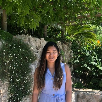 ReginaWongg's profile picture. BSc CS & Bio student 🇨🇦🇨🇭🇸🇬