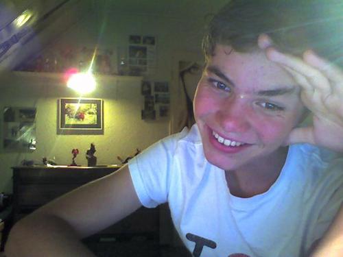 basmast's profile picture. 