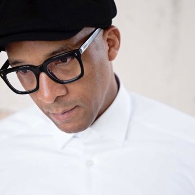 Eco Designer, Social Enterpriser & BAFTA,RTS & NTA Awards Winning Presenter @therepairshop Work: info@jayand.co