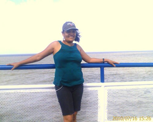 alinebrelaz's profile picture. 