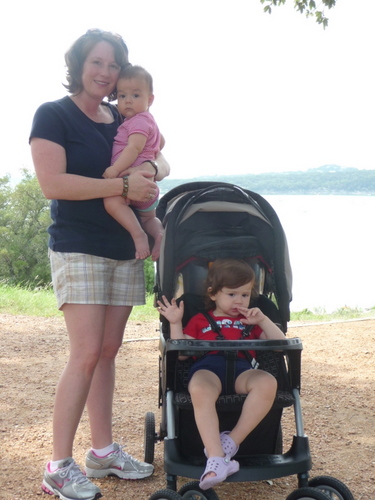 Stay at home mom with 3 so far. Love to exercise and eat healthy.  Just trying to live a Christ centered life every day!