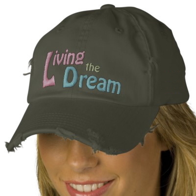 LlVlNGTHEDREAM's profile picture. LlVlNG THE DREAM™