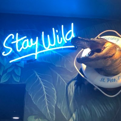 lealeas's profile picture. 