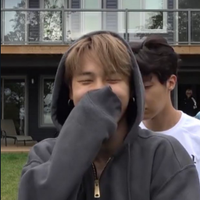 f loves yoongi (@bedazzledbionic) 's Twitter Profile