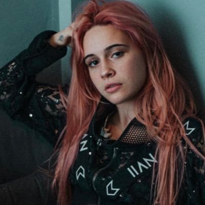 Cuenta OFICIAL de información y apoyo a la cantante @beamiller en España. Respaldada por @TonyAguilarOfi | Instagram: beamillernotesp | Contacto: email por MD.