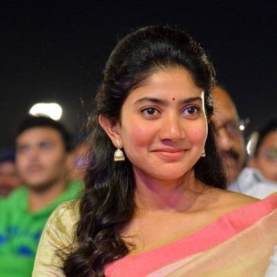 BIGGEST @Sai_Pallavi92 Fan Club providing latest news, info & pics. Connecting #SaiPallavi fans everywhere with love |