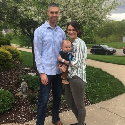 hoopsrob33's profile picture. Everyday you have to test yourself. If not, it's a wasted day.