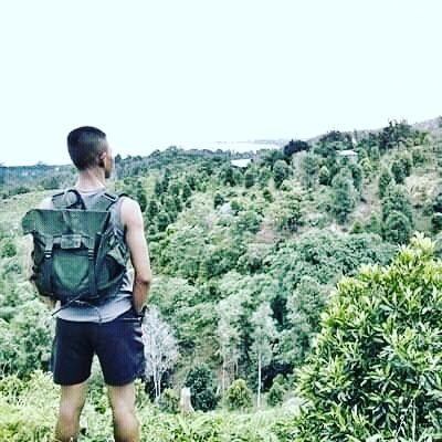 lebih baik jadi pendosa yang rendah hati dari pada ahli ibadah yang sombong