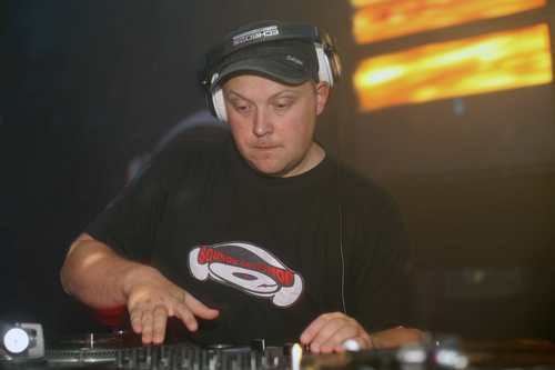 djmols's profile picture. ITs all about VIDEODISCO!